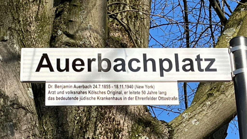 Schild am Auerbachplatz