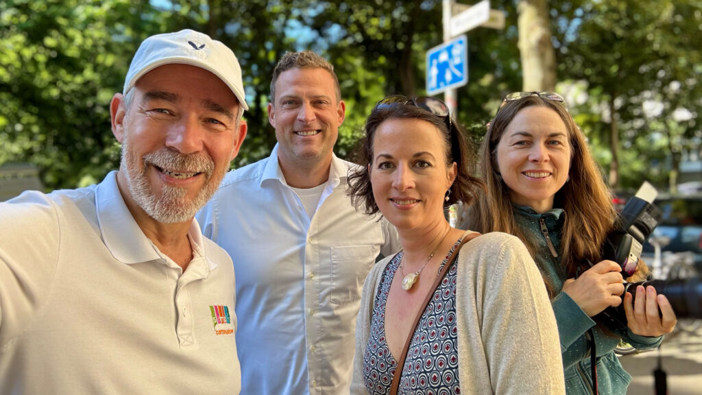 Interview am Weyertal mit Ralf Martens, Michael Volkmann, Redakteurin Johanna Tüntsch und Fotografin Sonja Hoffmann